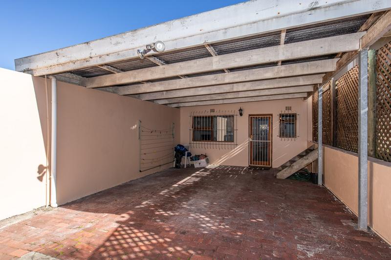 2 Bedroom Property for Sale in Plumstead Western Cape